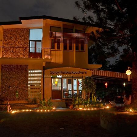 Spicythai Backpackers Csiangmaj Kültér fotó